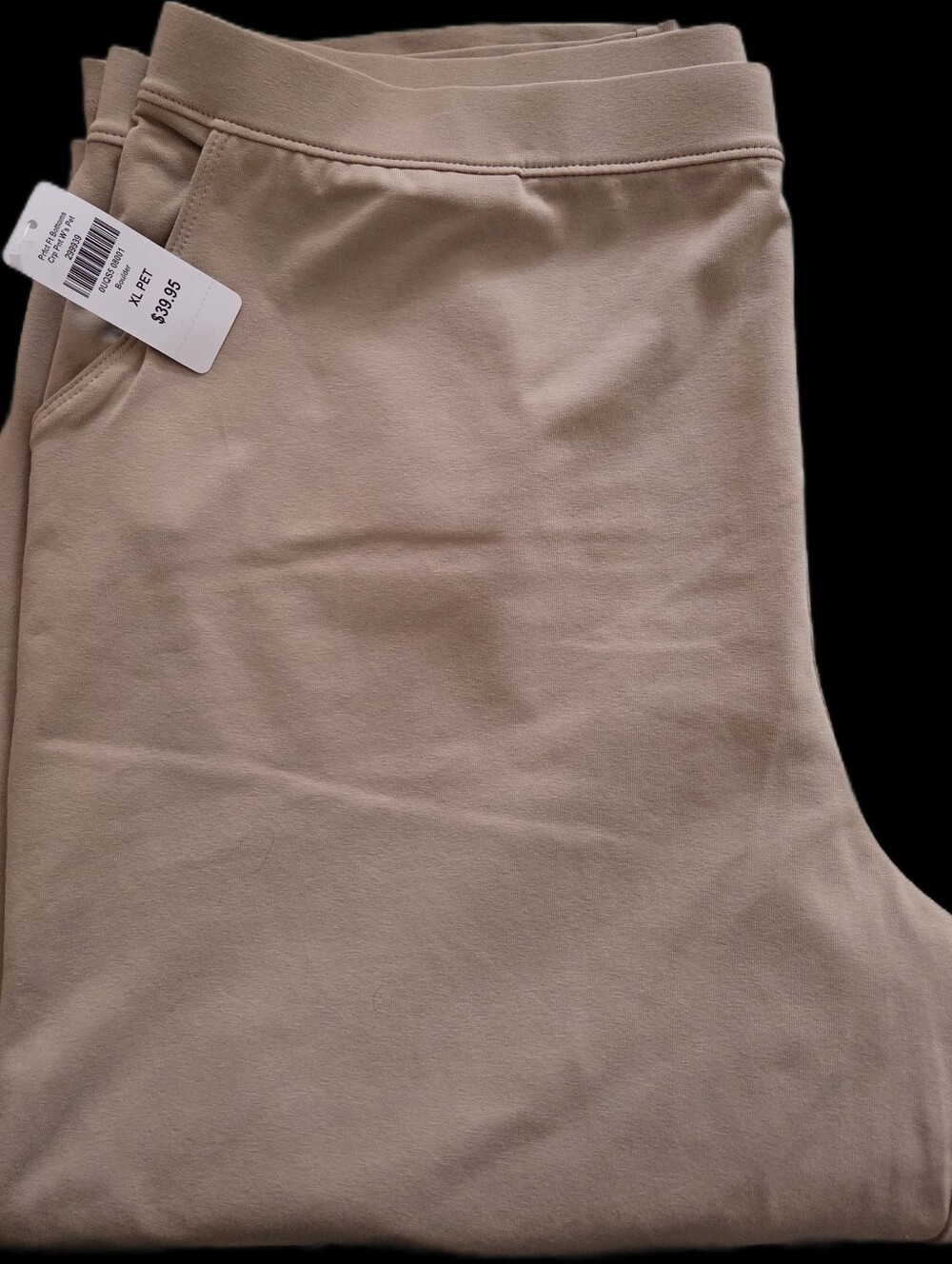 LL Bean ladies tan cropped pants. XL petite. NWT